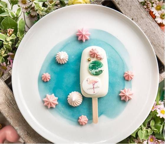 时尚界icon火烈鸟，世界排名第6糕点师，难怪这家甜品店一开就火