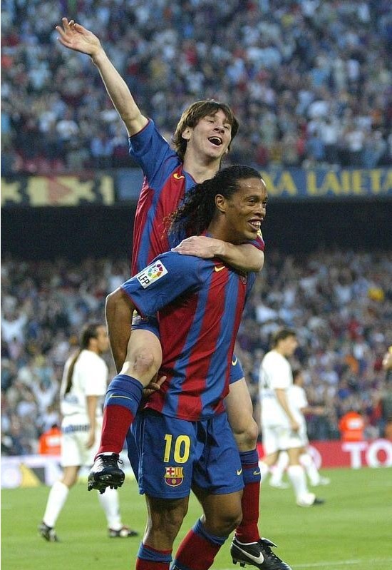 乐天派老王侃球,老王谈球