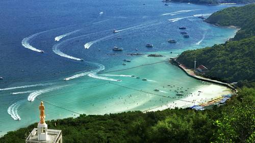芭提雅吃不完的美食,芭提雅晚上有什么可玩的