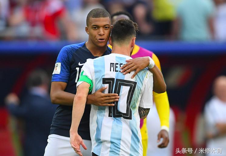 姆巴佩被人嘲讽,姆巴佩插花脚被打