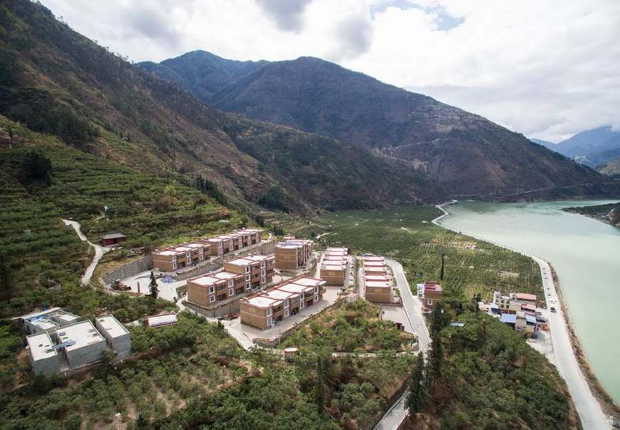 石棉县盛产石棉吗,石棉县盛产石棉