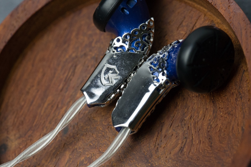 这可能是史上颜值最高的平头塞，全身贵金属，只要1699元！