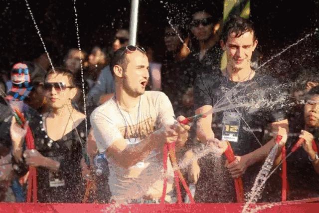 这里的紫薇和荷花美翻了！送你一个花样嘉年华，还有酷爽一夏！