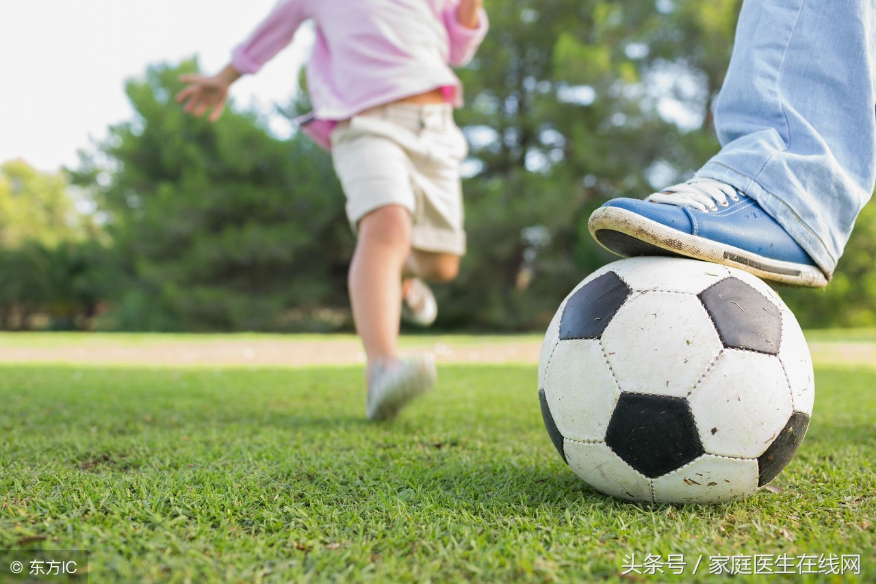 女生踢完足球如何拉伸不让腿变粗,踢球后怎么防止小腿变粗