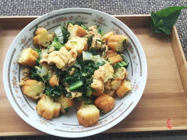 莴笋叶晒干制作方法,莴笋叶别再扔了这样做开胃菜