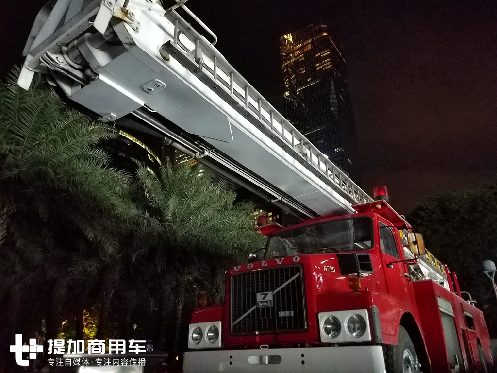 最早期老沃尔沃卡车展示,80年代沃尔沃重卡