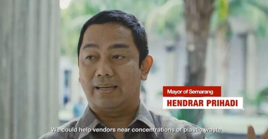 印尼垃圾场上的餐厅,印尼泗水网红餐厅