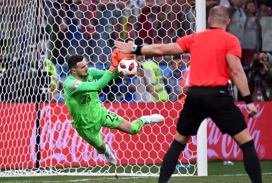 当克罗地亚进球全场欢呼,克罗地亚的门将到底有多厉害