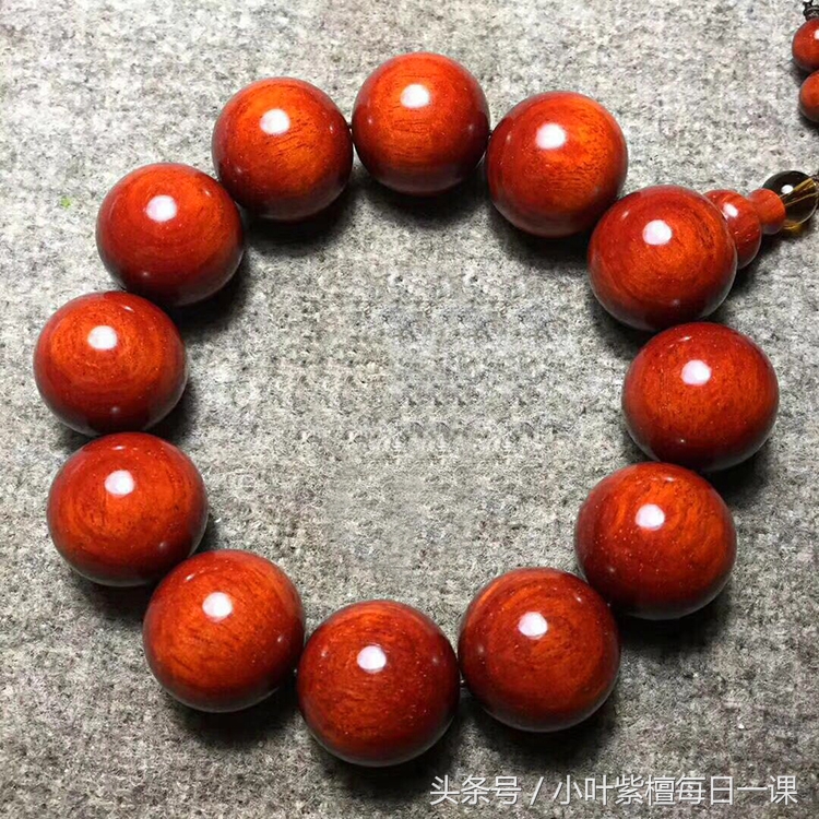 小叶紫檀买的时候是黑的,小叶紫檀买假了能退吗