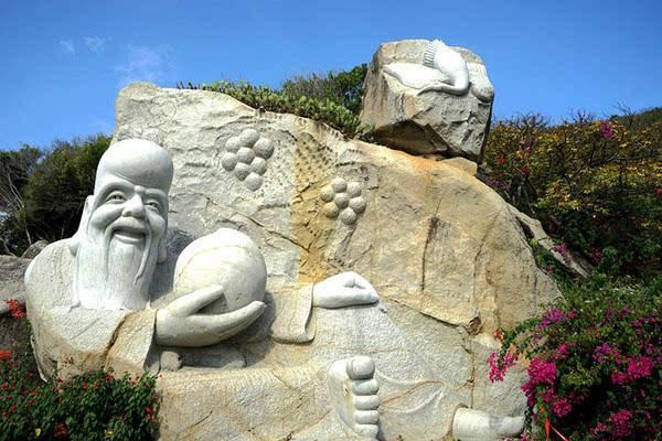 潍坊到三亚旅游攻略7天6晚旅游团,三亚自由行吃住攻略