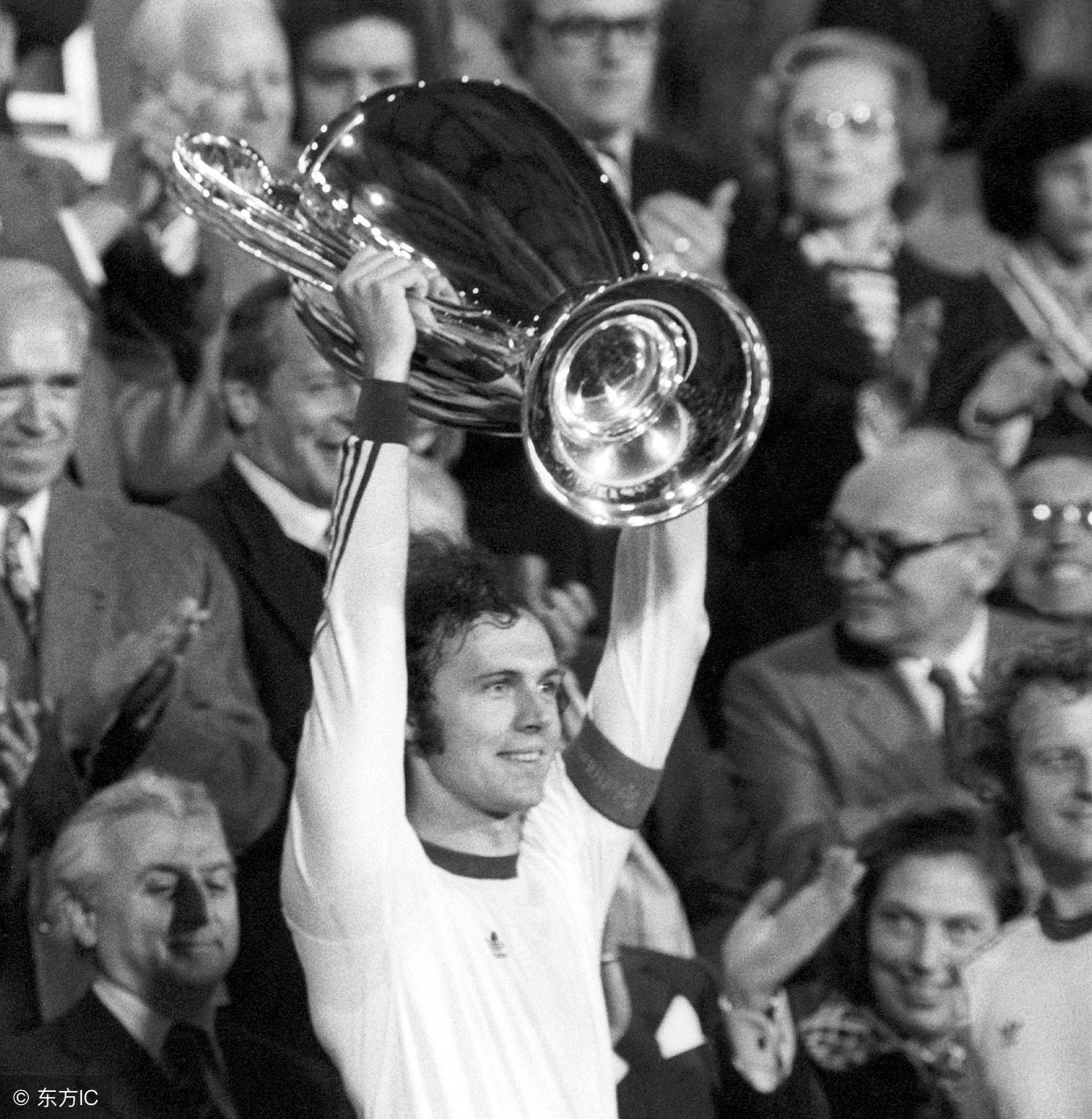 史上十大最好的足球巨星排名,足球史上十大巨星