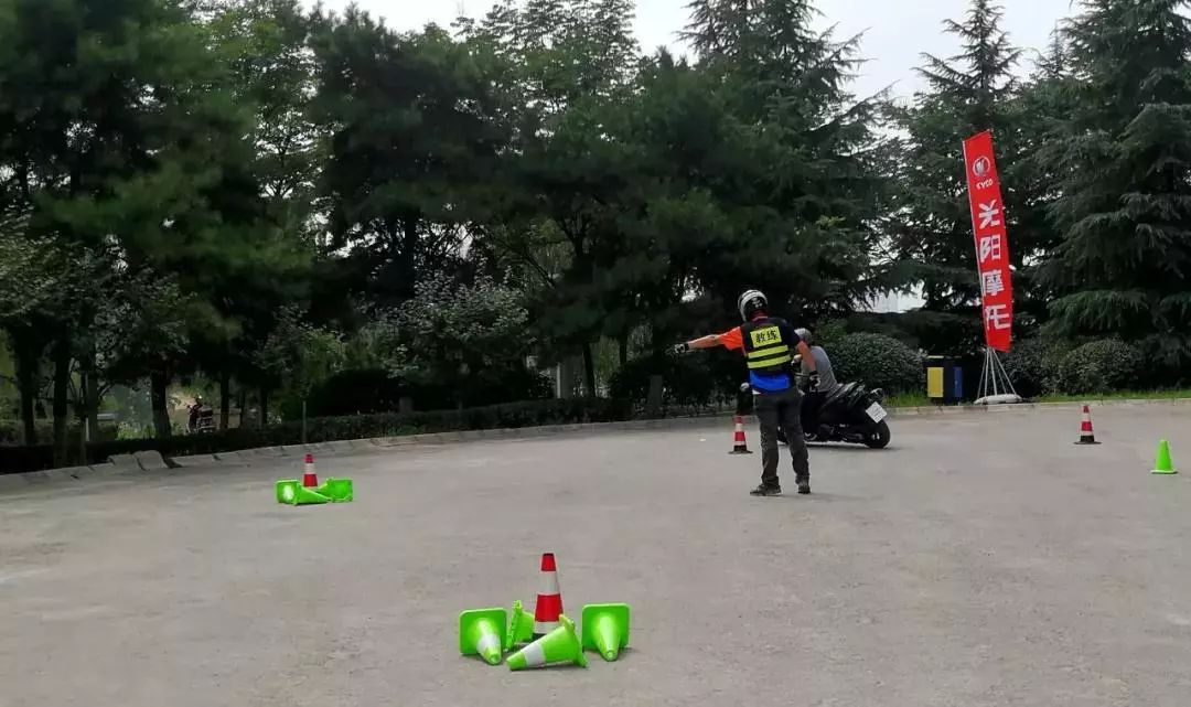 买了踏板后应该再买什么呢,买了踏板摩托车的感受