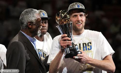 一个人一座城德克诺维茨基,一座城市一个英雄