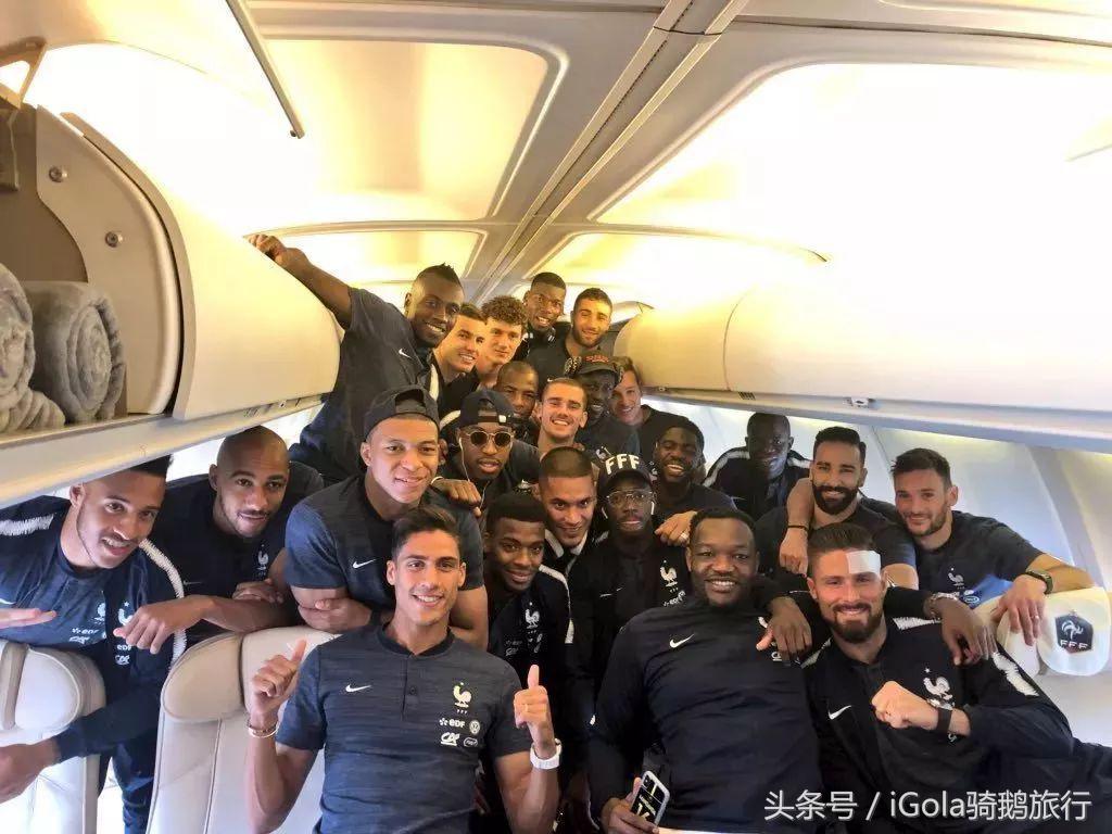 世界杯球队到达赛场,世界杯是要坐飞机去参赛地点吗