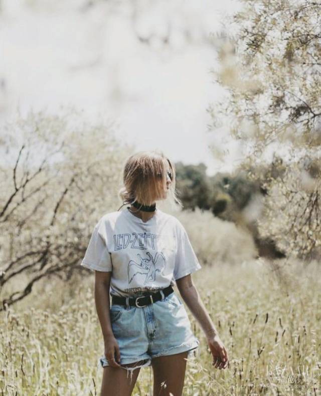 oversizetee穿搭,教你几种白tee的时尚穿法