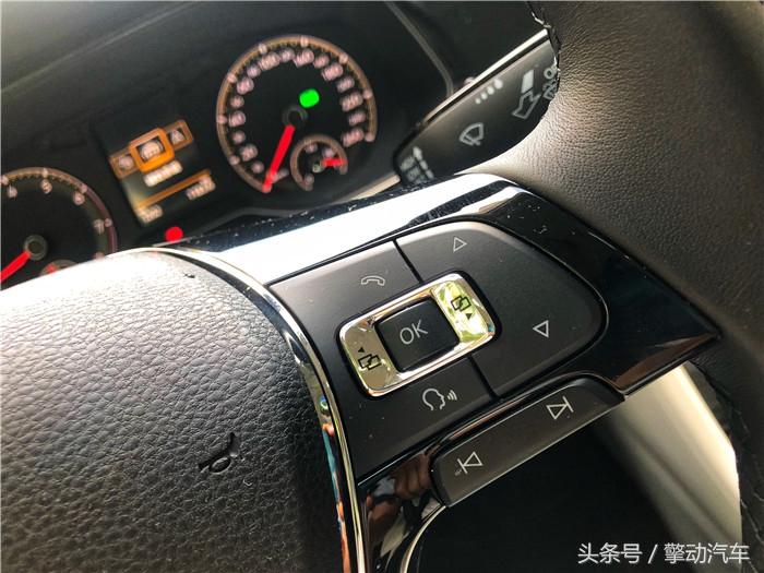 体验宝来尊行版,体验大众宝来内饰