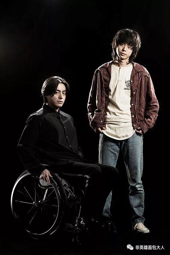 女王爱上男主日漫,女王爱上小伙印度剧