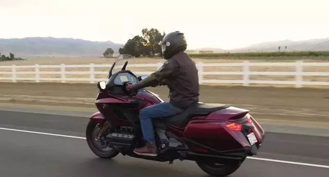 高手过招势均力敌,高手过招对决