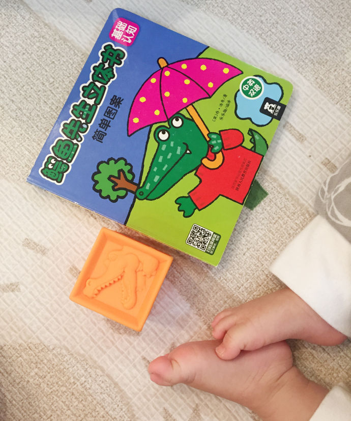 宝宝玩具0-1岁玩具怎么买,1-2岁玩具选购指南