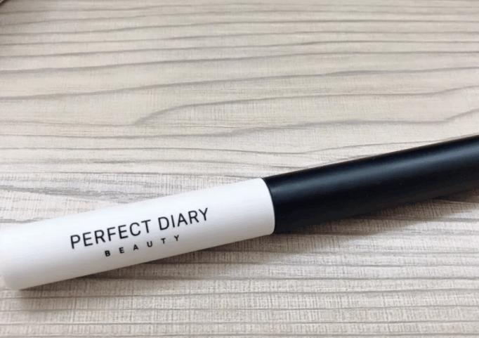 有没有价格50元左右的彩妆推荐呢,新手全套彩妆平价2000元