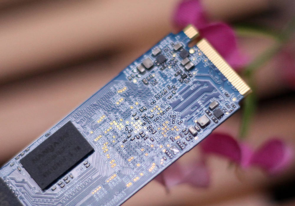 金泰克p650固态硬盘测评,金泰克p700配置