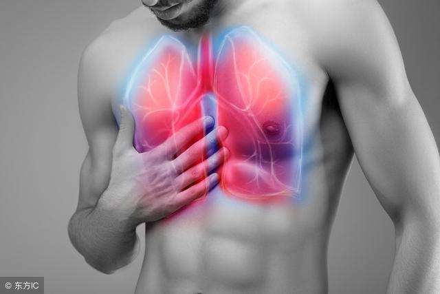 肺炎发高烧总不退是什么原因,肺炎发高烧反反复复是什么原因