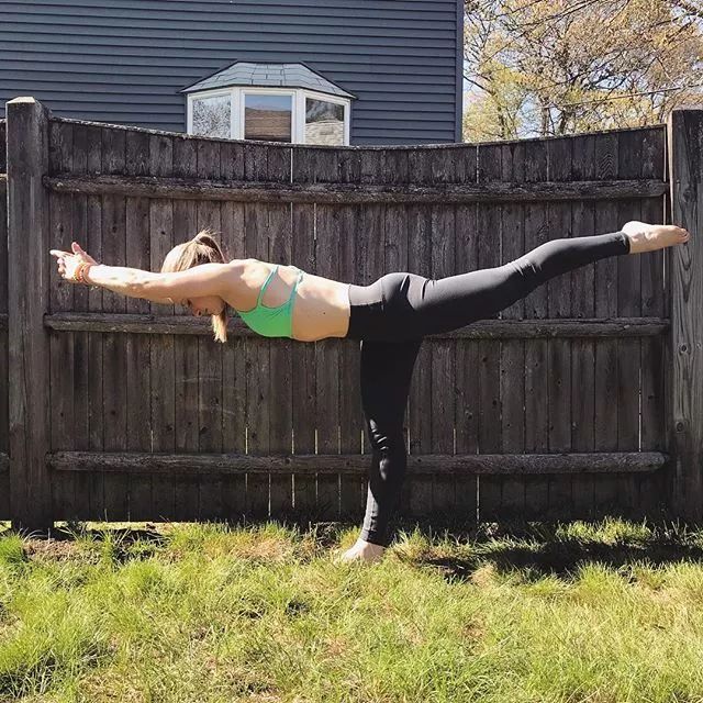 大腿筋不由自主的抖动,为什么腿抬起来会不由自主的抖