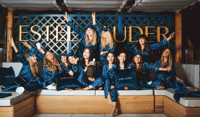 世界上一定有人过着你想过的生活,世界上总有人过着你想要的生活