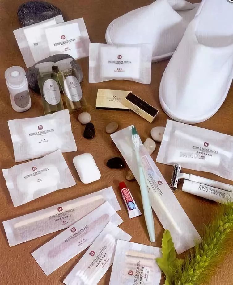 离开宾馆可以带走什么,去酒店要把什么东西带回家