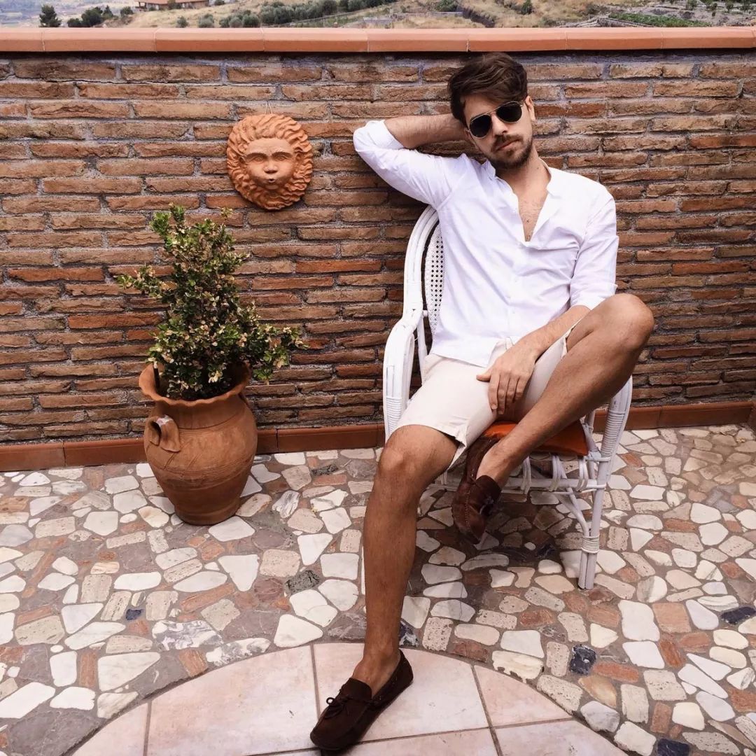 比凉鞋更丑的鞋子,比凉鞋舒服上档次的鞋子