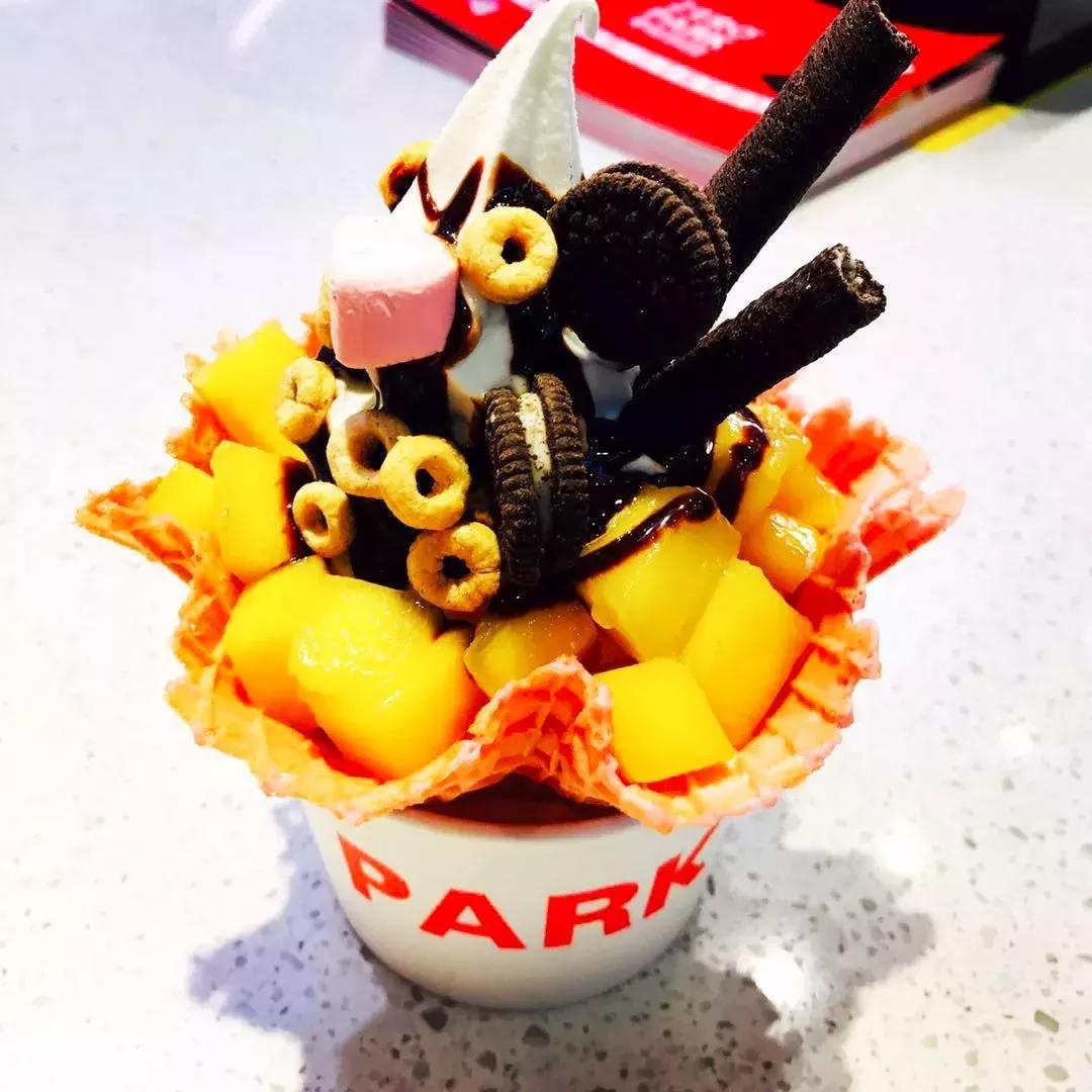 这家冰淇淋店经营13年，单月坪效曾超过哈根达斯，靠的是什么？