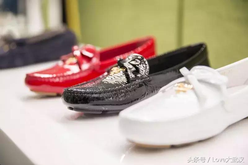 武汉百联prada,武汉prada专卖店