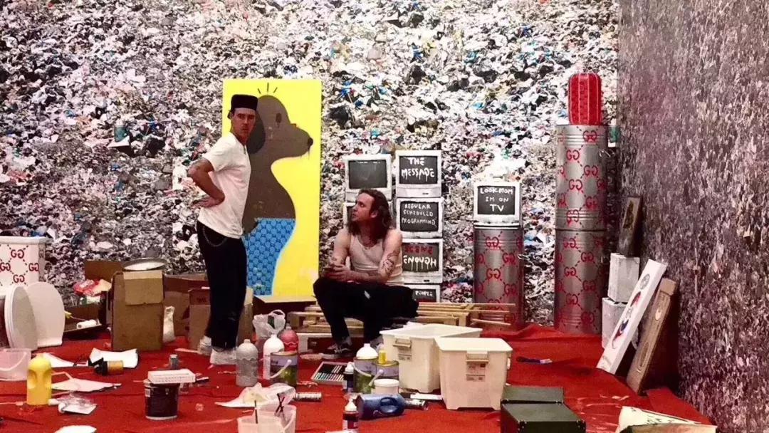 GUCCI出马桶了？纽约爆火的出厂设置展来魔都了，首日就1w人打卡