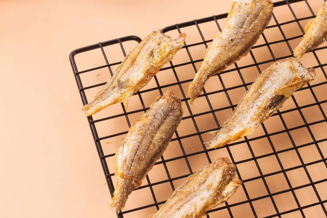 鱿鱼、鱼骨粒……LOHAS编辑部为什么吃零食吃到停不下来？