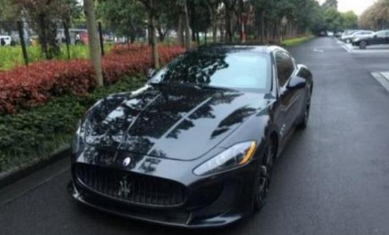 十大足球明星的超级座驾,足球十大巨星座驾