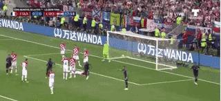 法国队大力神杯夺冠时刻,法国世界杯夺冠20周年