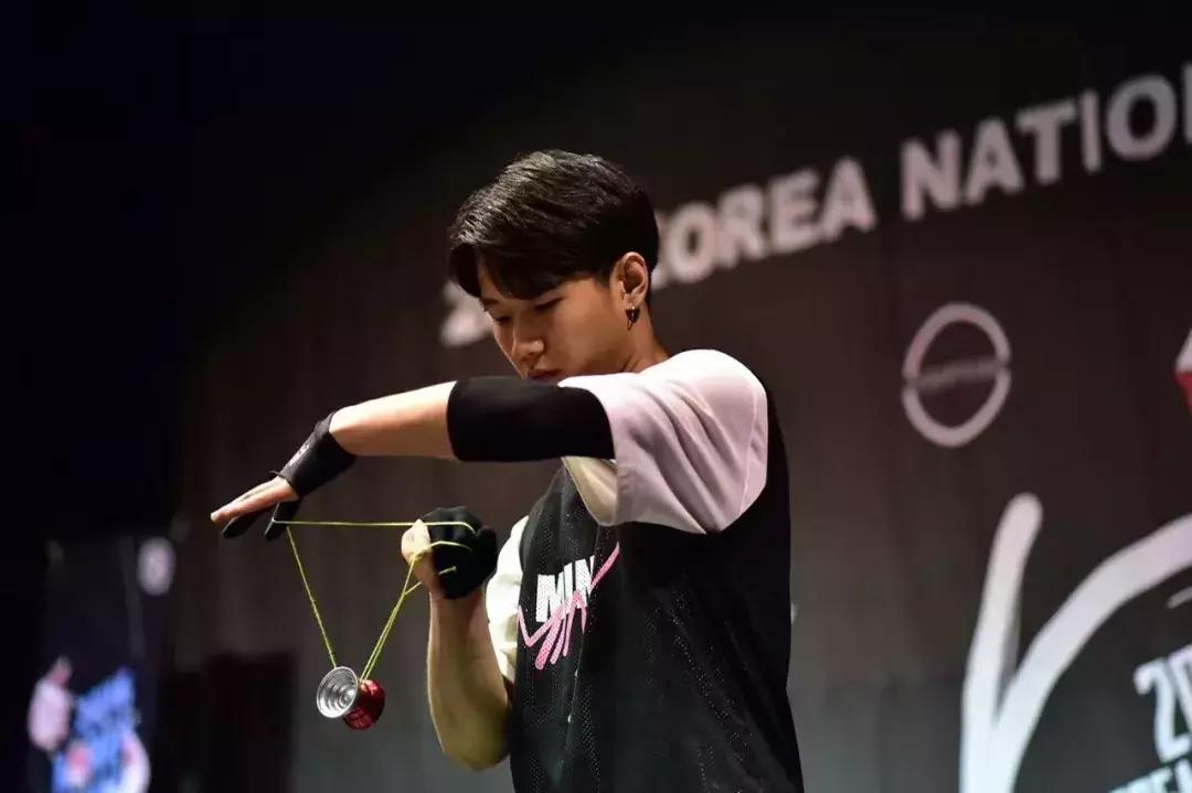 FSYY郑州开赛，世界各地悠悠高手纷纷来此竟是为TA？