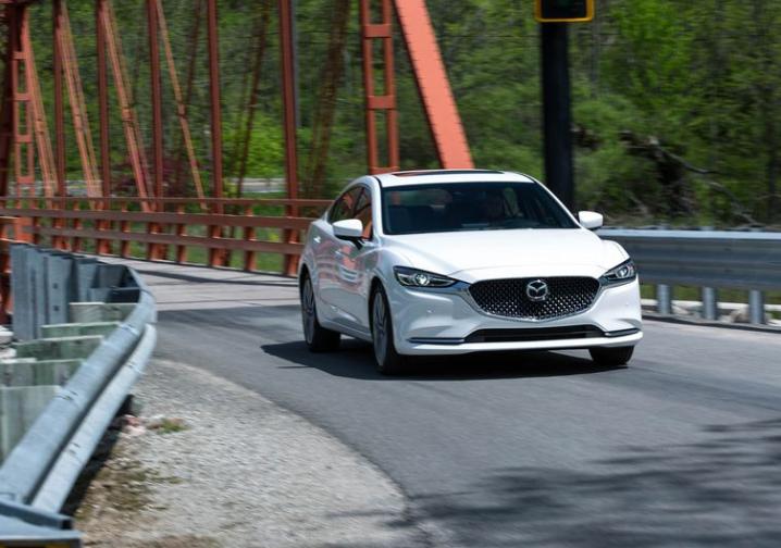 马自达阿特兹2.0豪华版测试,阿特兹移植2.5t发动机四驱