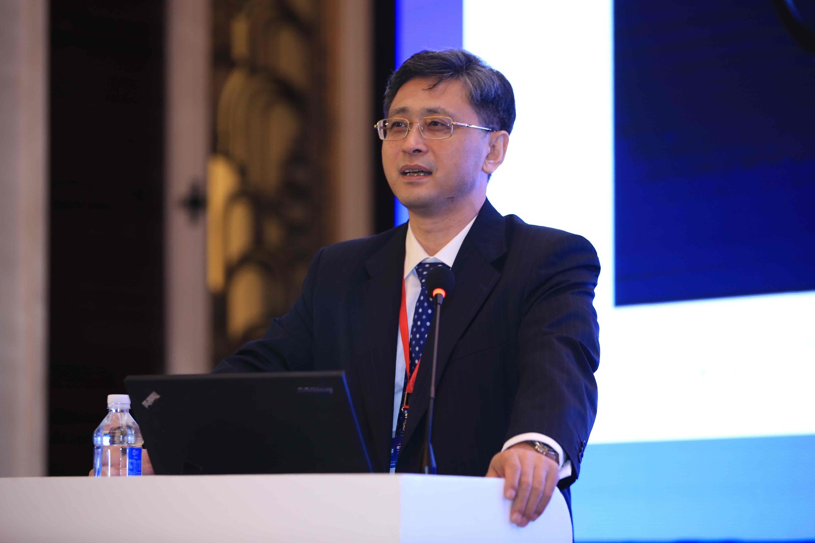 肺癌的发现与诊疗直播录像,肺癌精准诊疗高峰论坛