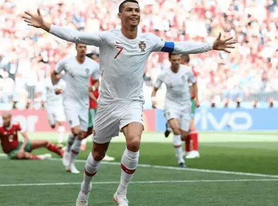 足球集锦c罗的10大不可思议瞬间,c罗十个令全世界钦佩的进球瞬间