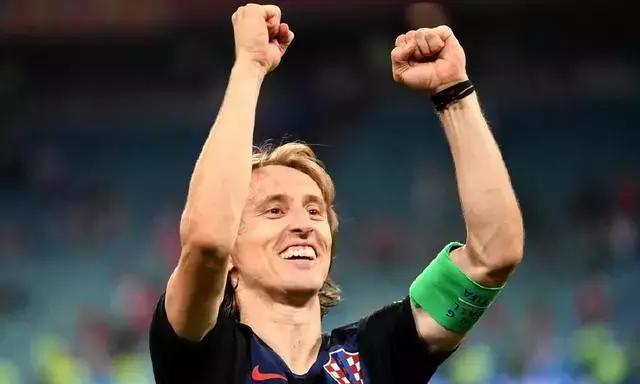 这个从战火中走来的世界杯MVP，用努力赢得了全世界的尊重