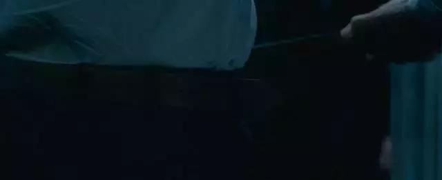 一个生猛刺激的惊悚片,一个让人大气不敢喘的惊悚片