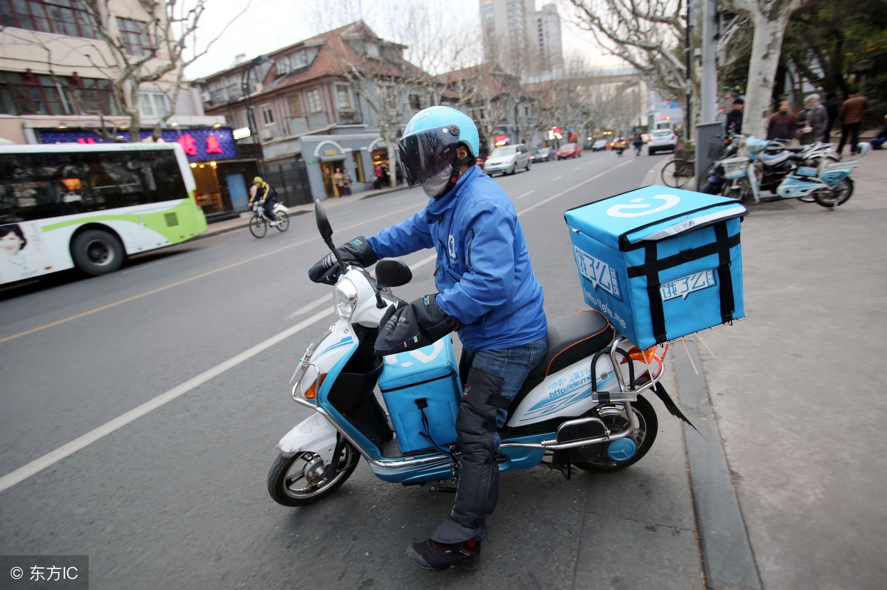 外卖迟到了你们会差评吗,外卖迟到了会扣骑手钱吗