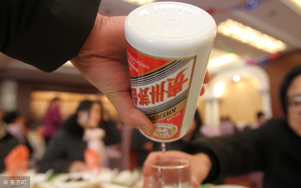 别整天喊人代购啦！看看外国人到中国都喜欢抢购哪些中国商品？