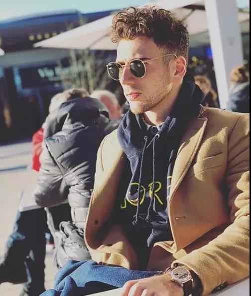 如果法国队夺冠会穿黑袍吗,法国足球队能否再夺世界杯