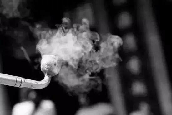 利川特有的烟 (利川老辈子抽叶子烟图片)