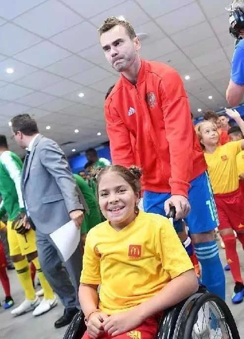 2018世界杯感动瞬间,足球的魅力感人片段