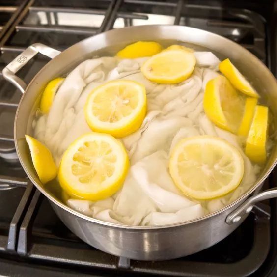 衣服又黄又脏,衣服又脏又油怎么办