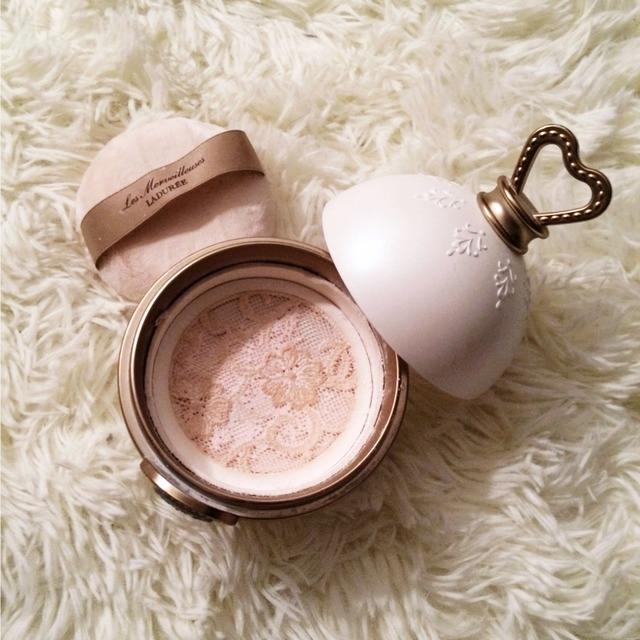 夏天不脱妆好物,什么样的散粉好用不脱妆不卡粉