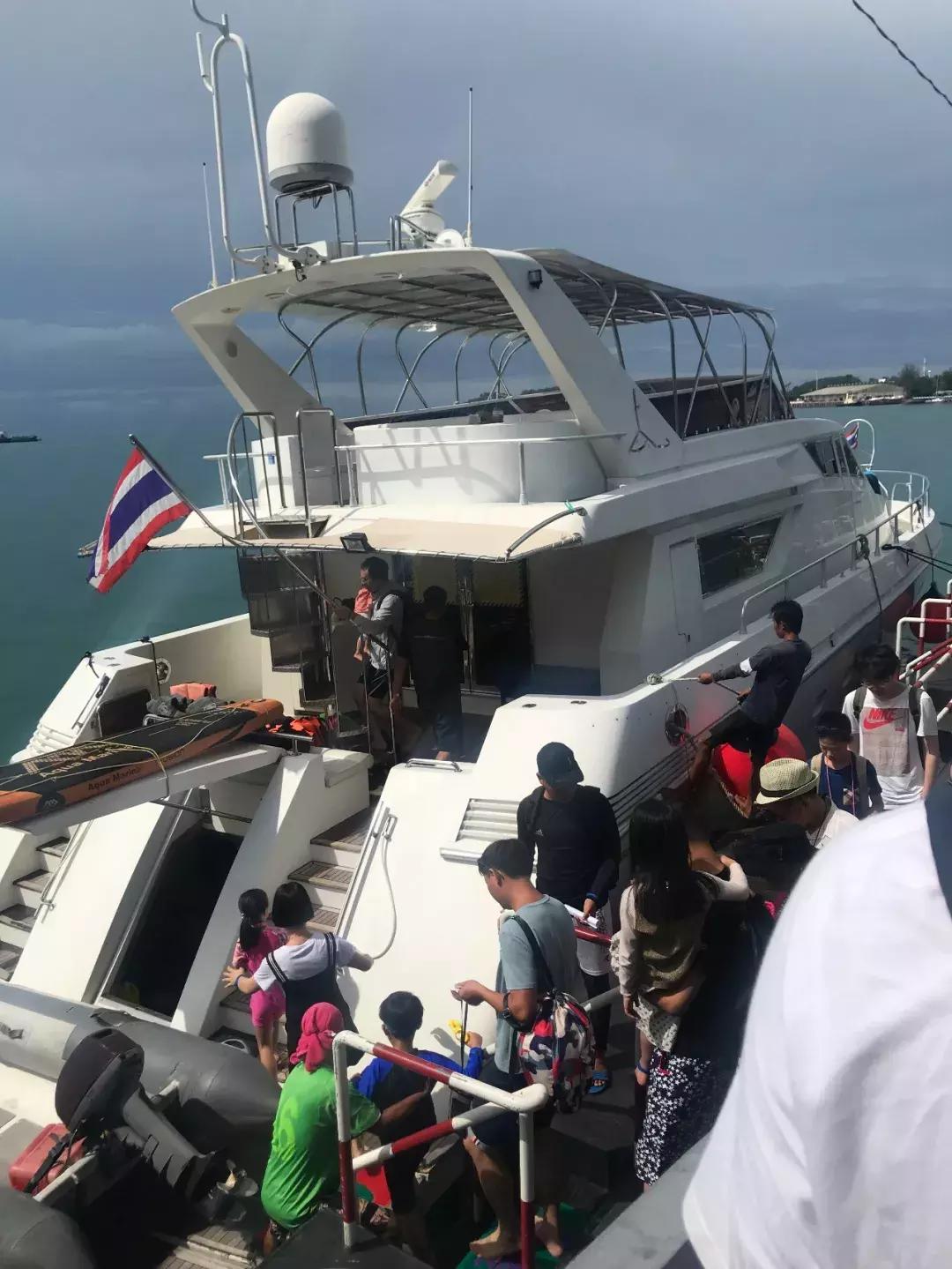 普吉救人真实视频,普吉岛老外救人